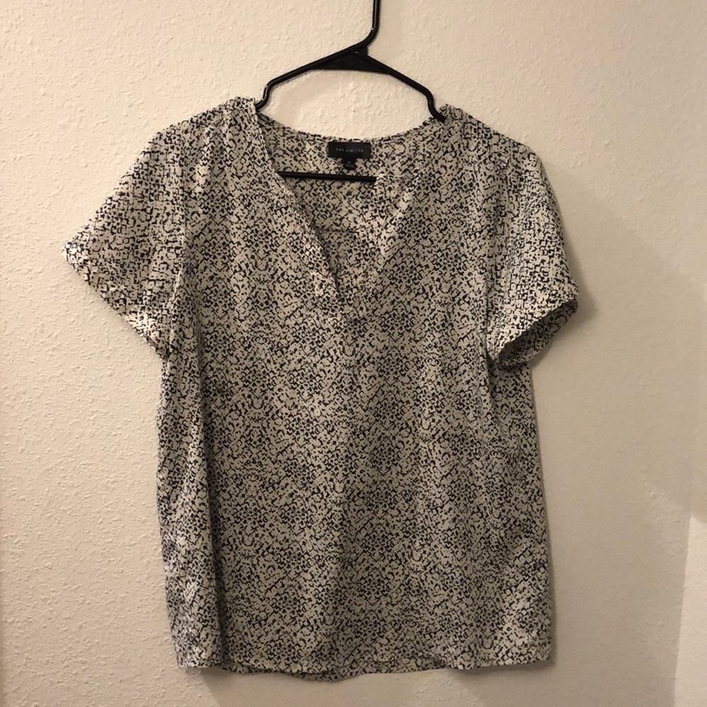 The Limited short sleeve blouse